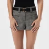 Low-rise shorts